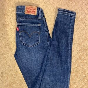 711 skinny Levi jeans